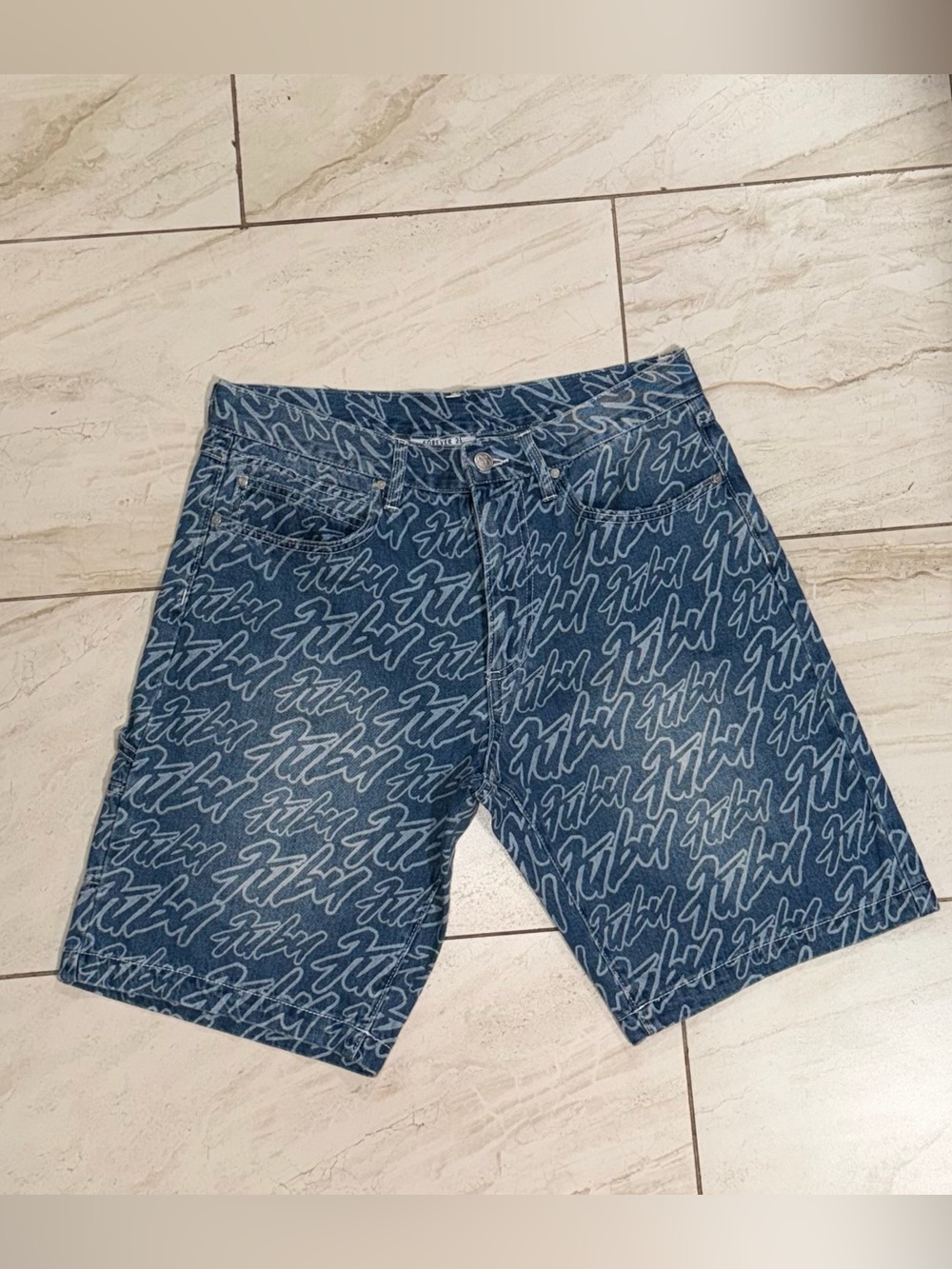 VINTAGE FUBU X FOREVER 21 ALL OVER PRINT UTILITY JORTS